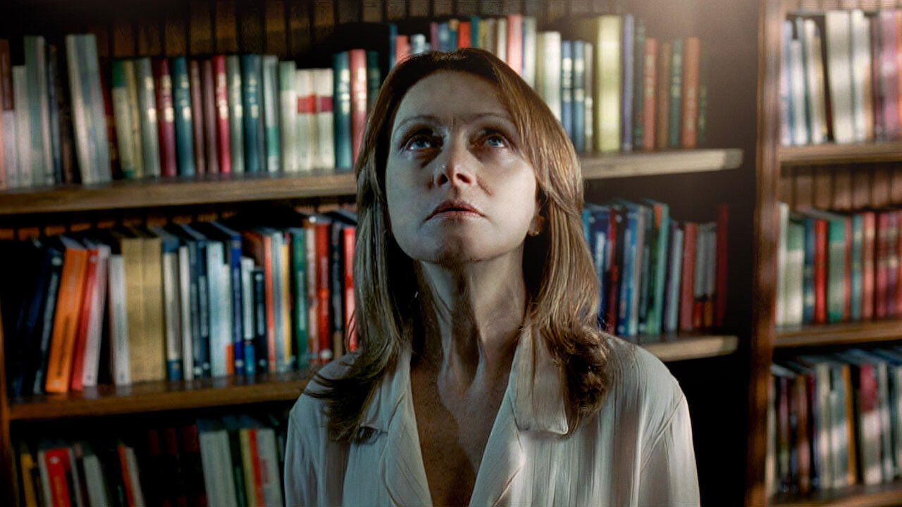 El gato desaparece Background