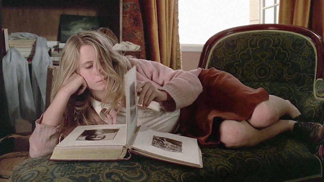 Black Moon Background