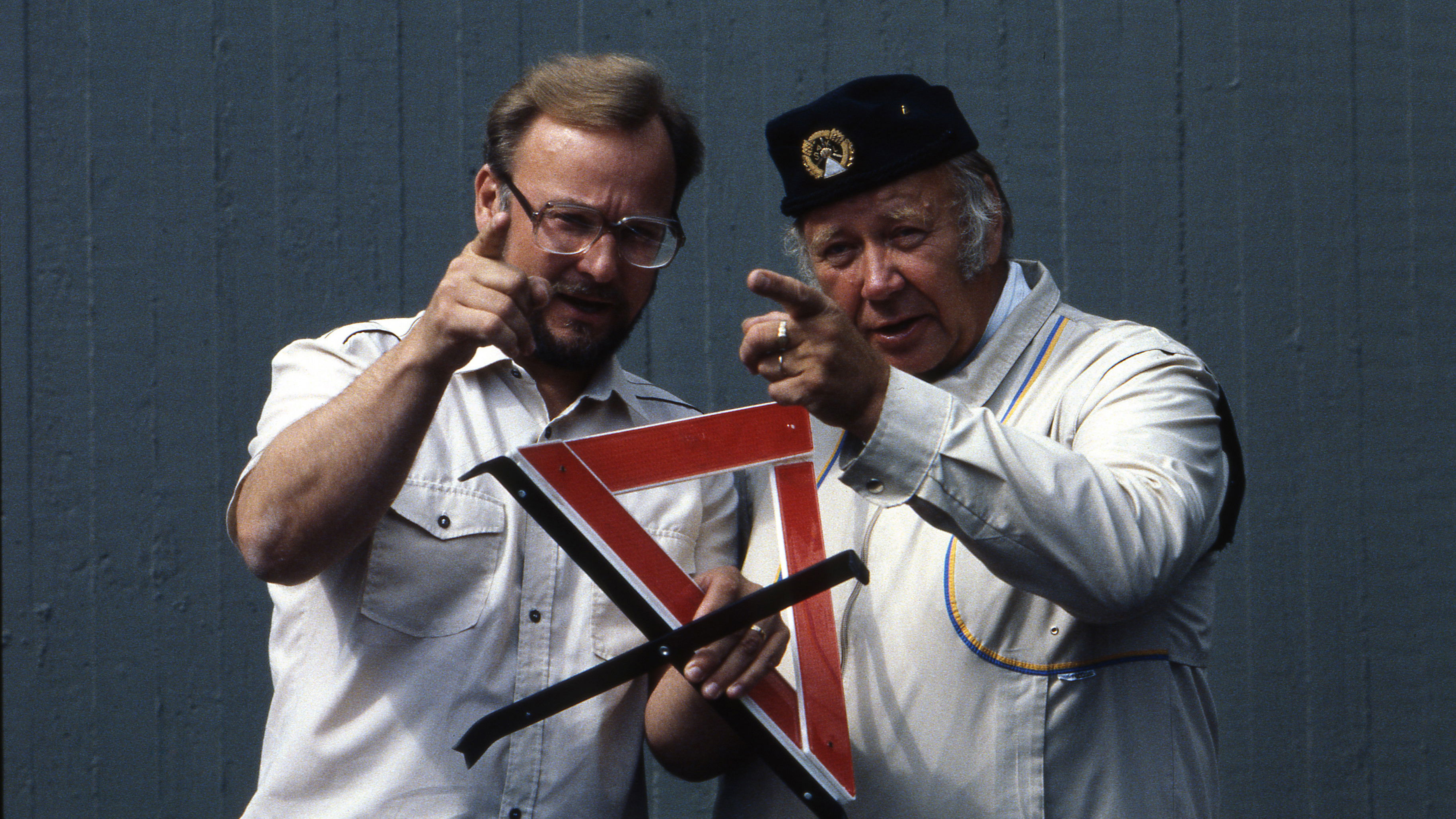 The Reporter Background