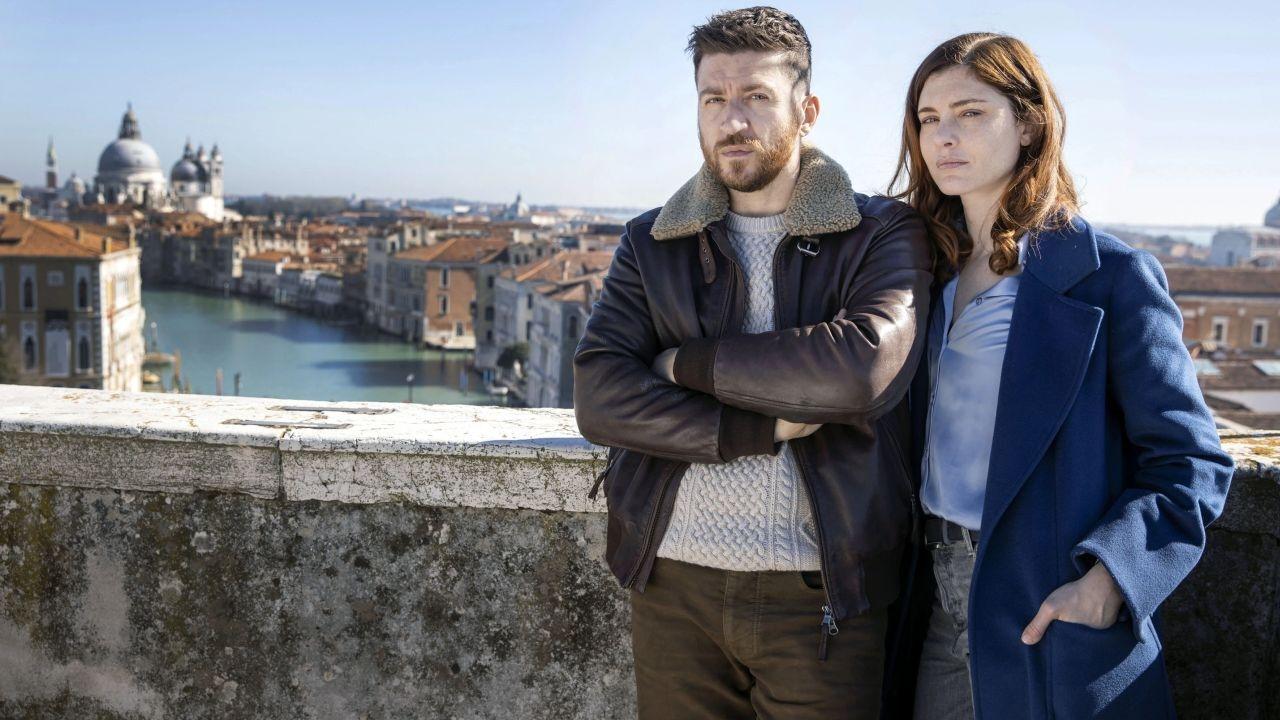 Don't Leave Me Background