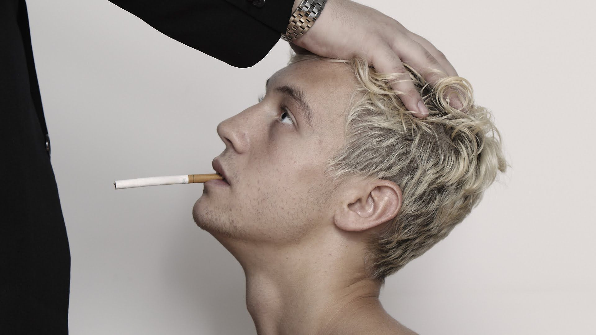 Tonight It's Me Background