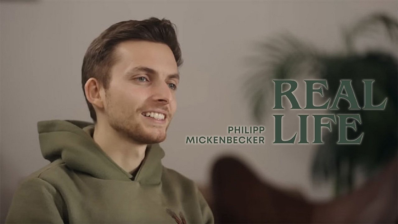 Philipp Mickenbecker – Real Life Background