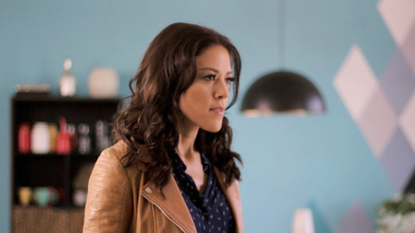 Una mujer sin filtro Background