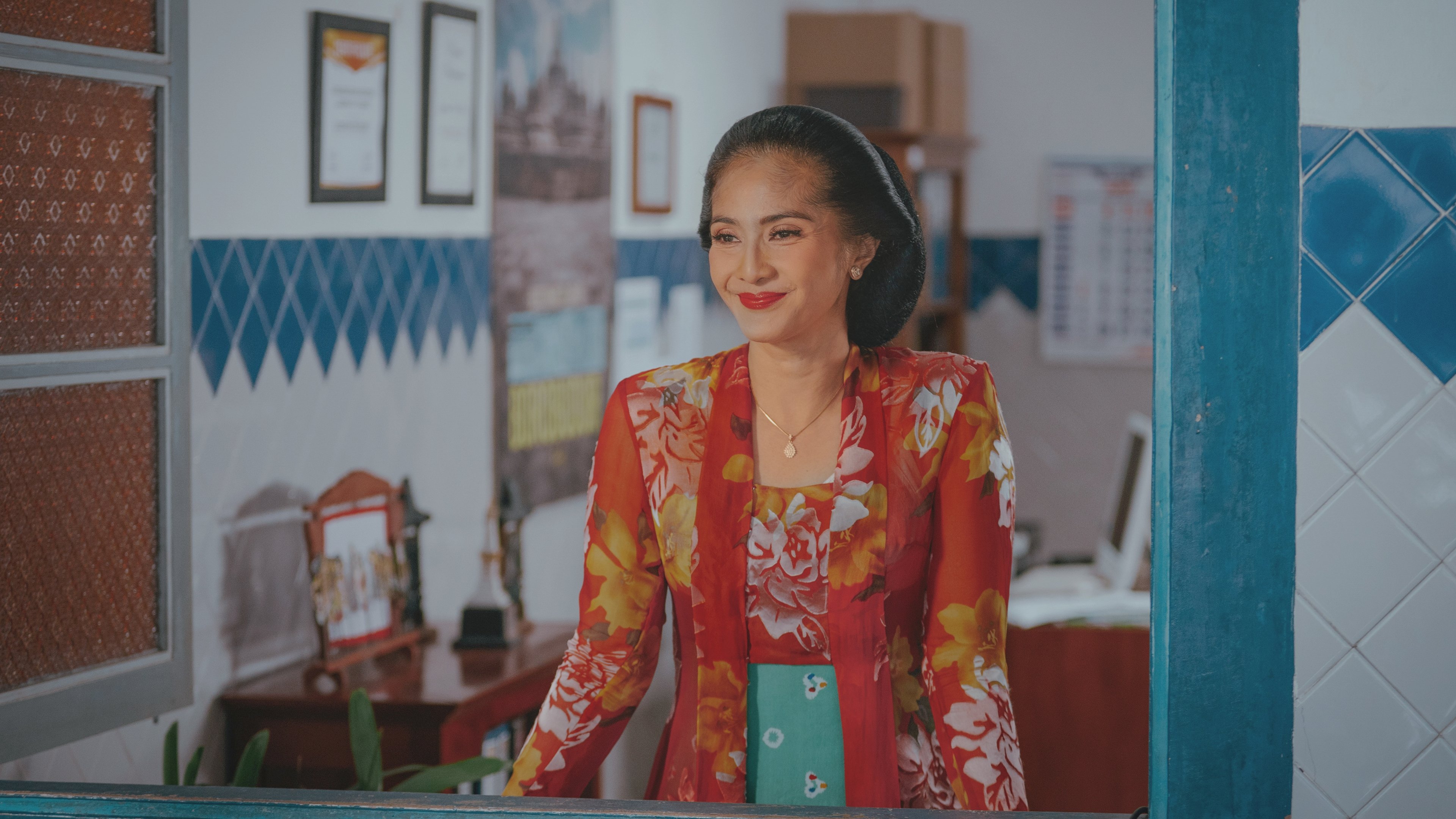 Losmen Bu Broto: The Series Background