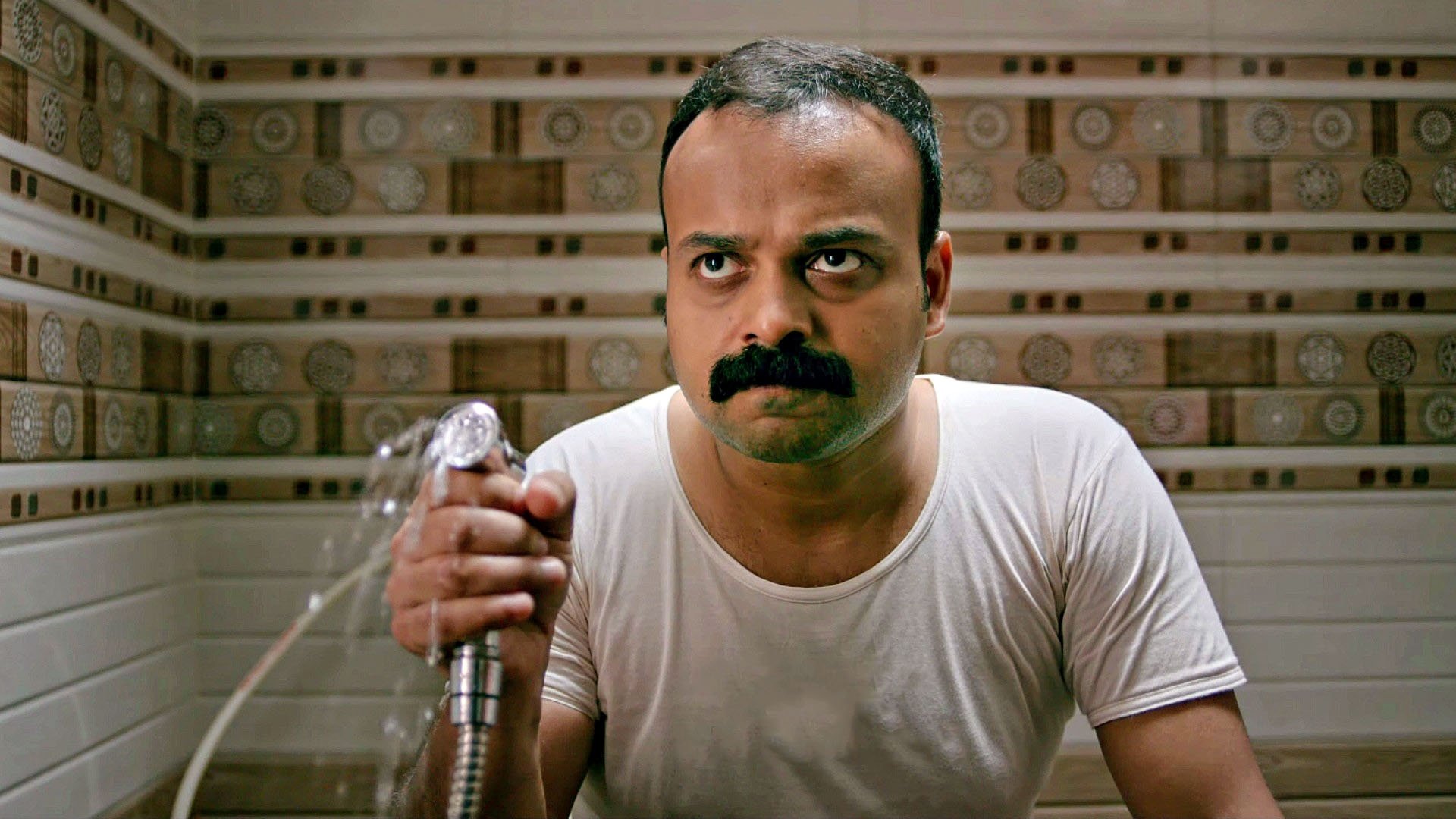 Allu Ramendran Background