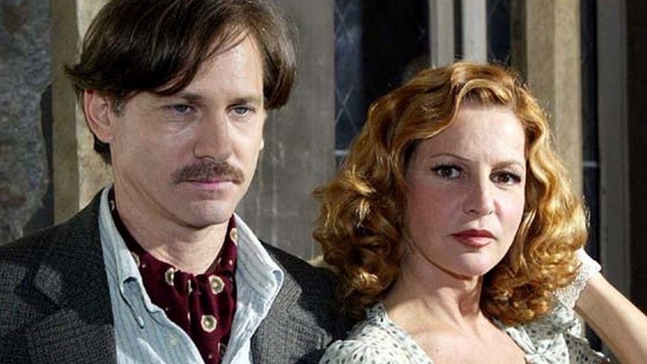 A luci spente Background