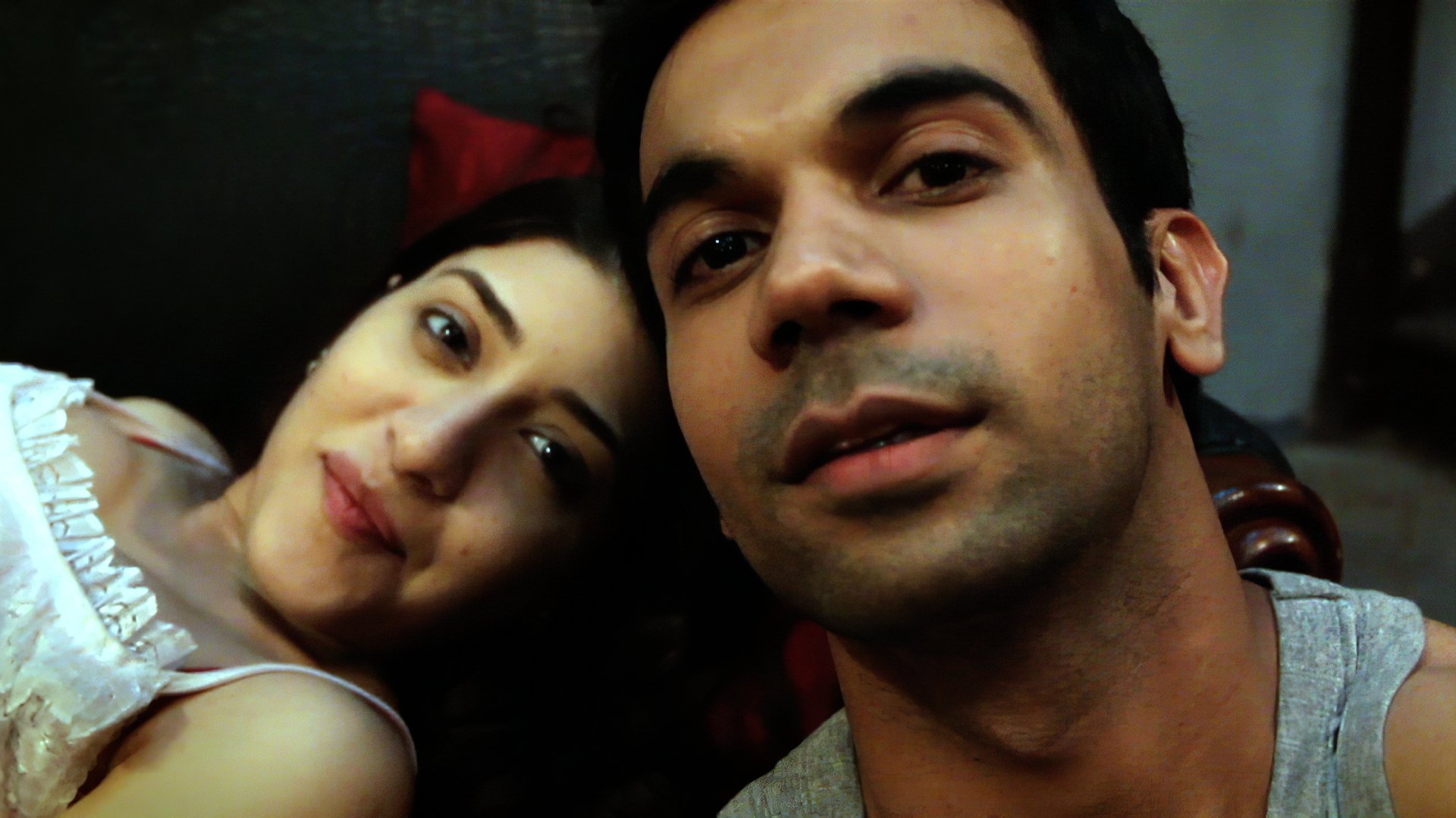 Ragini MMS Background