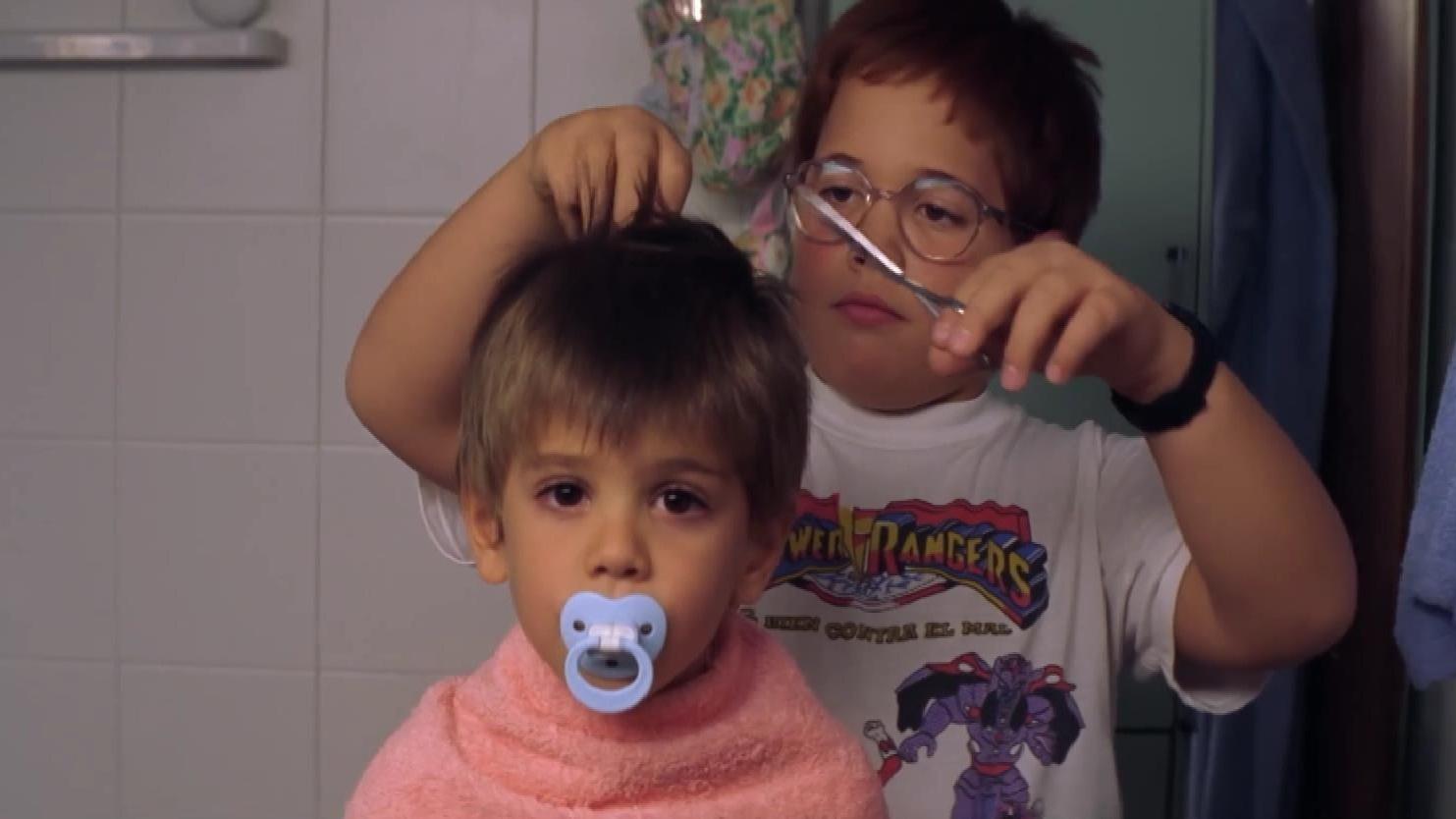 Manolito Gafotas Background