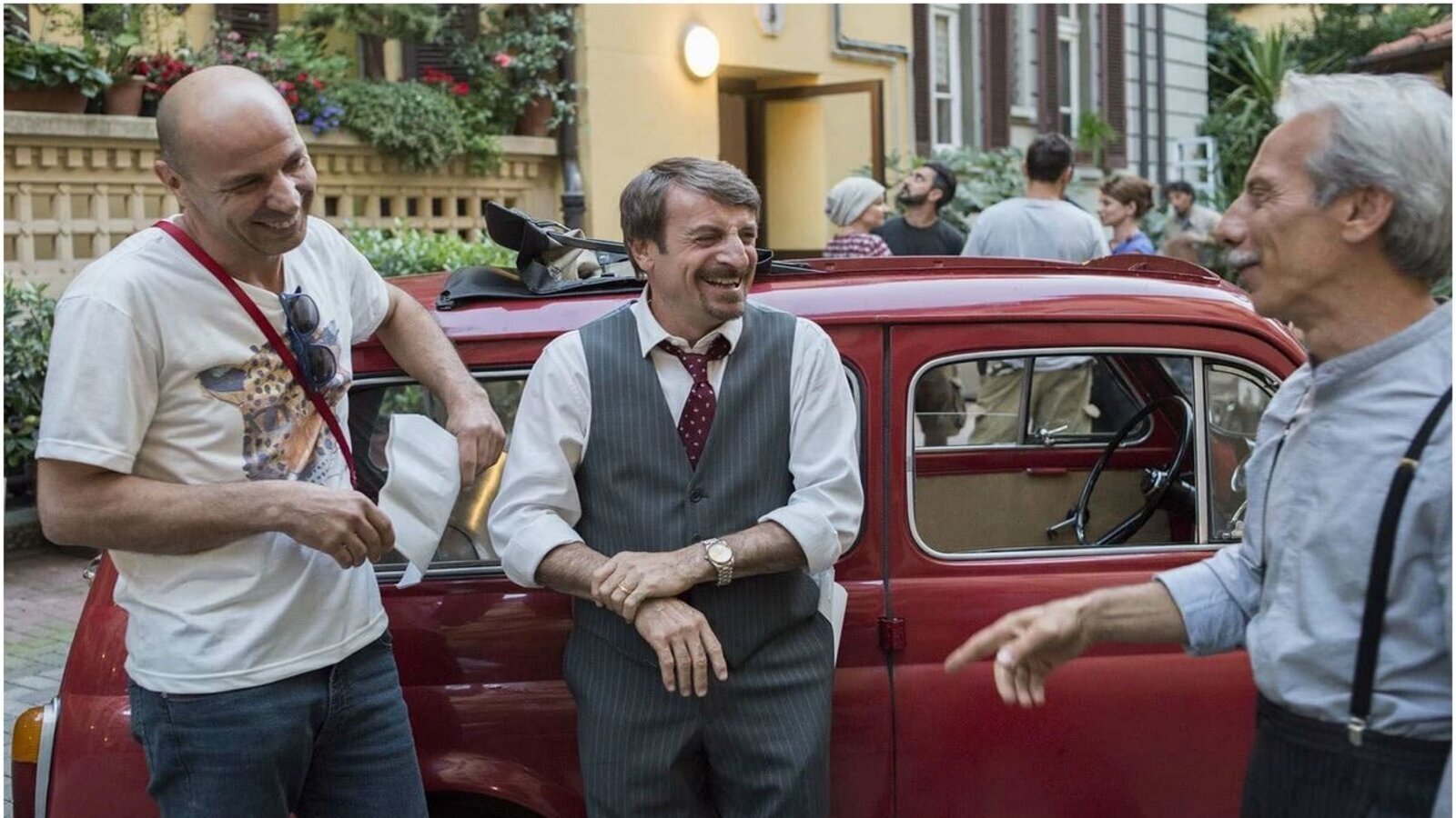 The Rich, the Pauper and the Butler Background