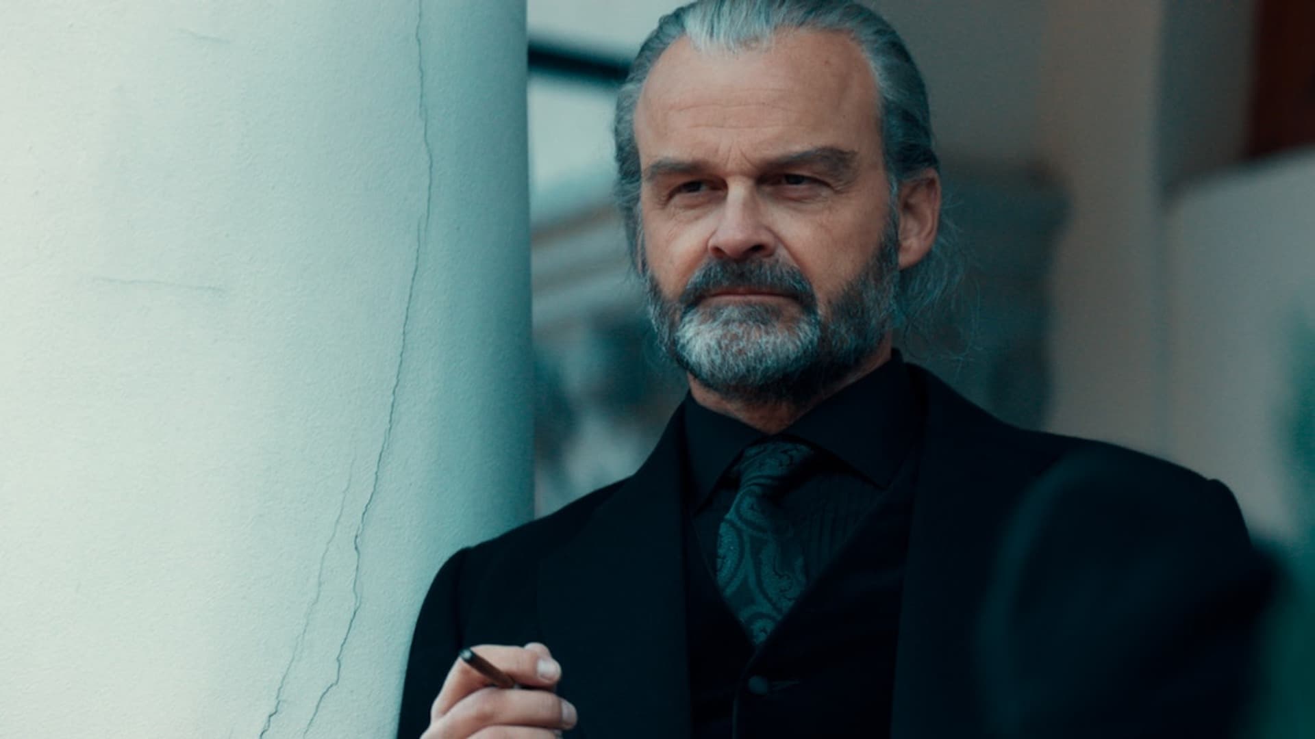 Nelly Rapp – Monster Agent Background