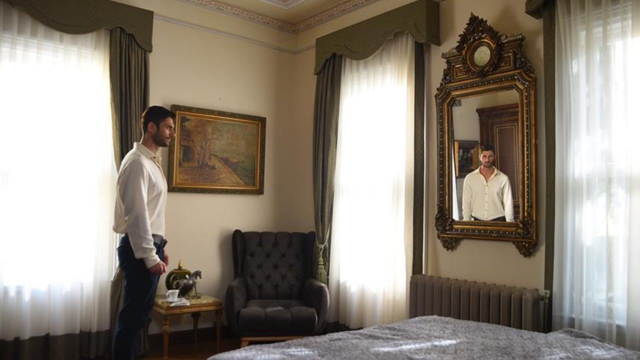 Toprak ile Fidan Background