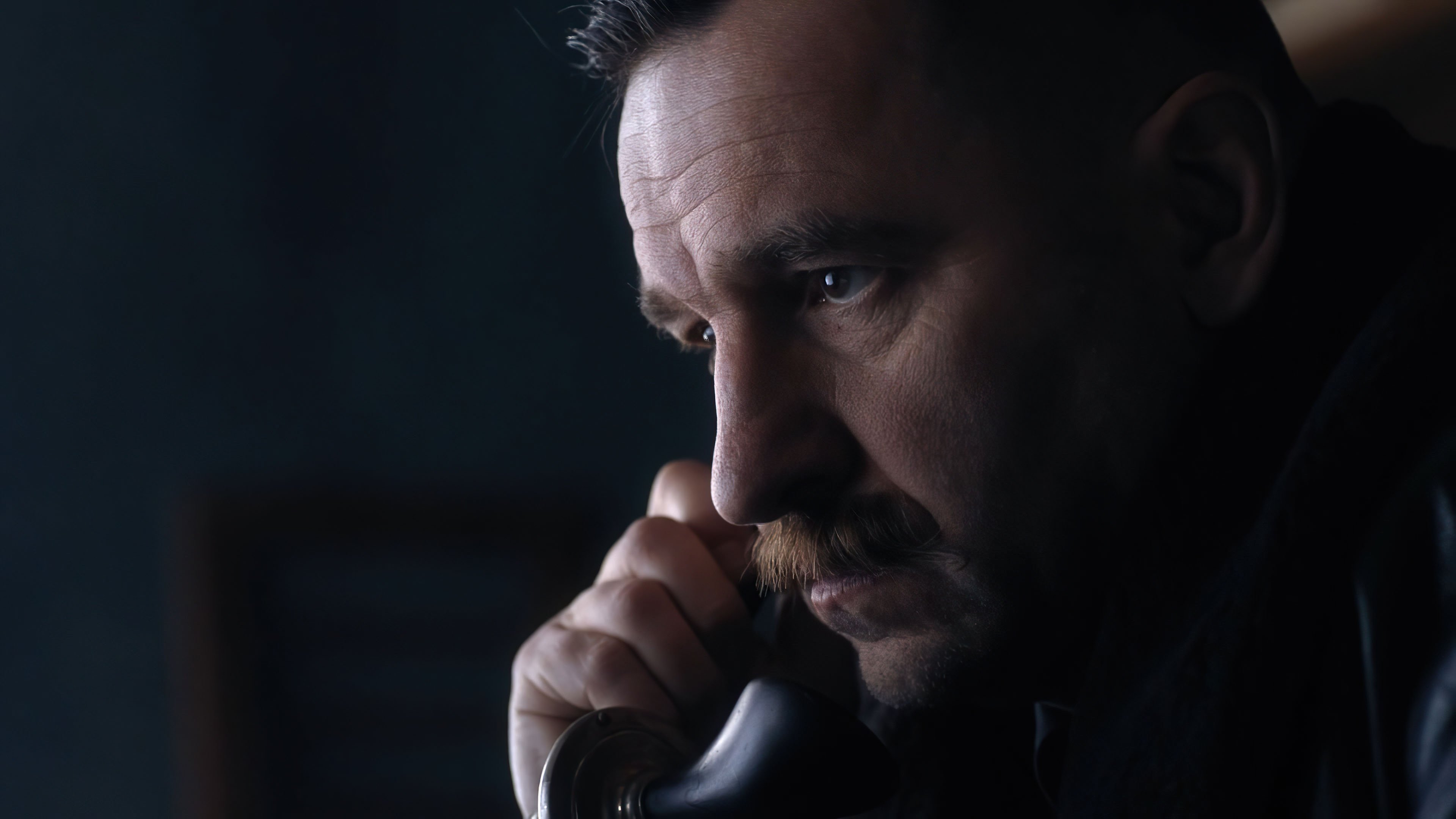 Black Sun Background