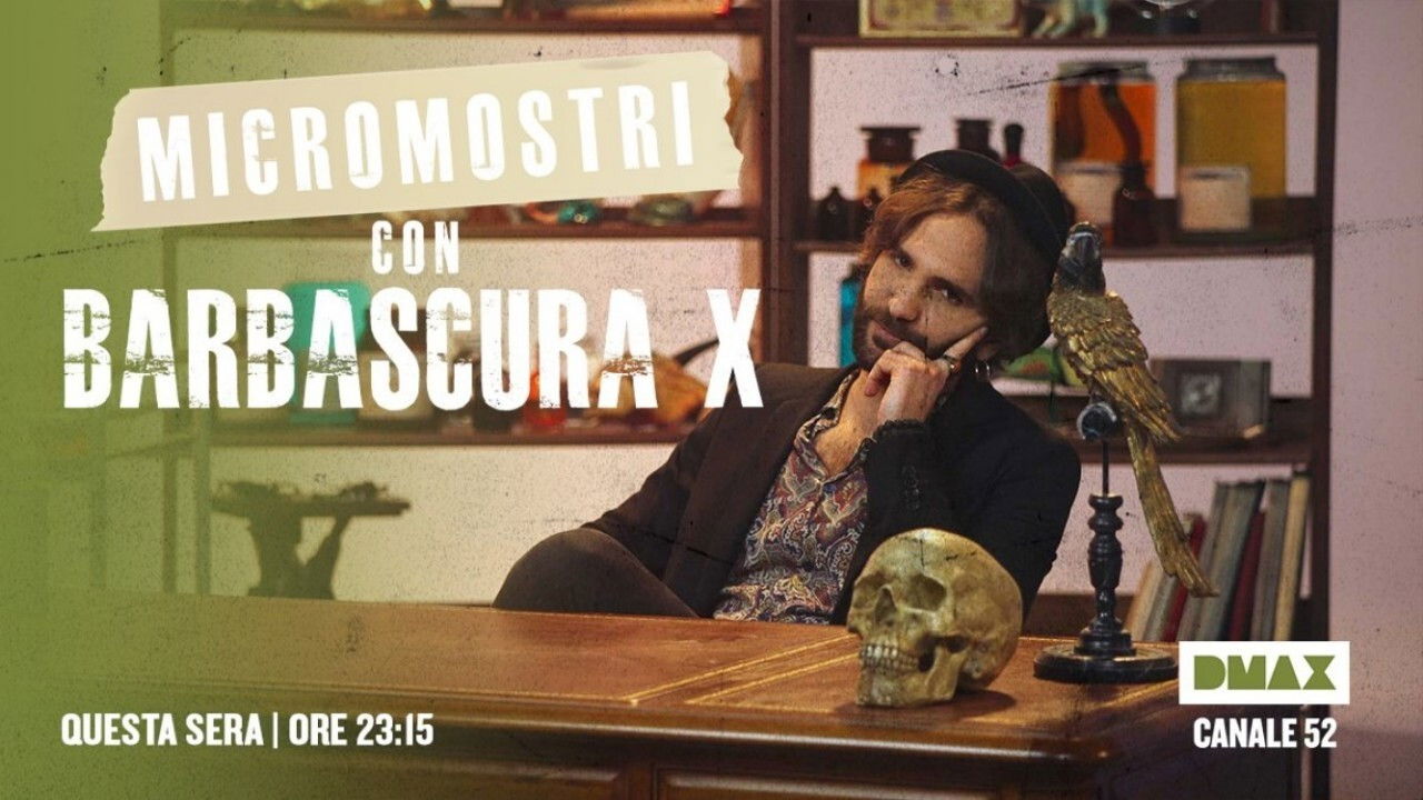 Micromostri con Barbascura X Background