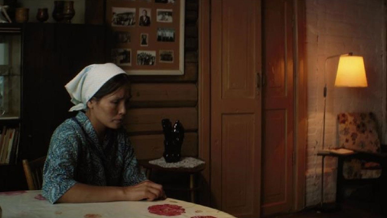 Mama’s Girl Background