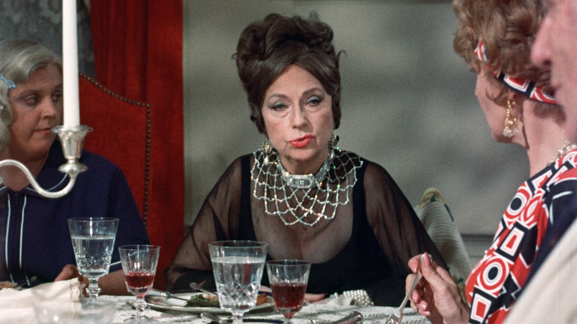 Dear Dead Delilah Background