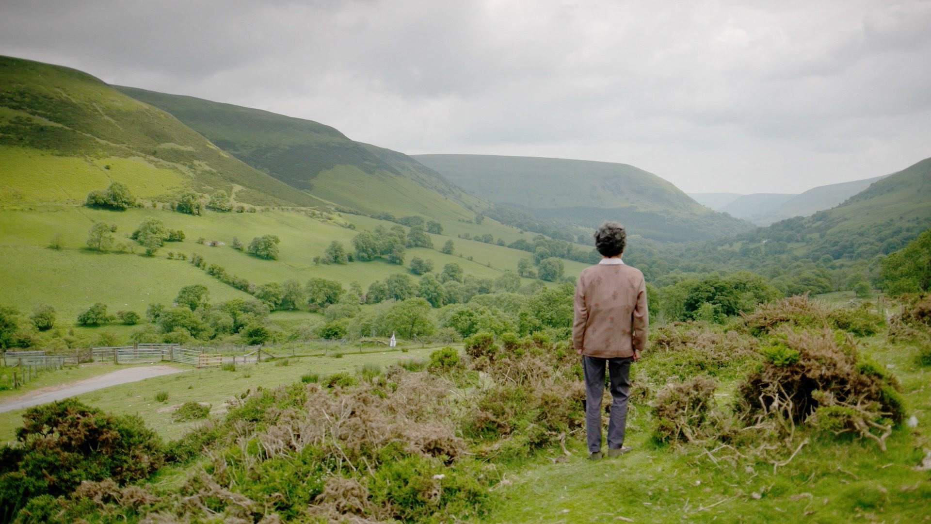 Nomad: In the Footsteps of Bruce Chatwin Background