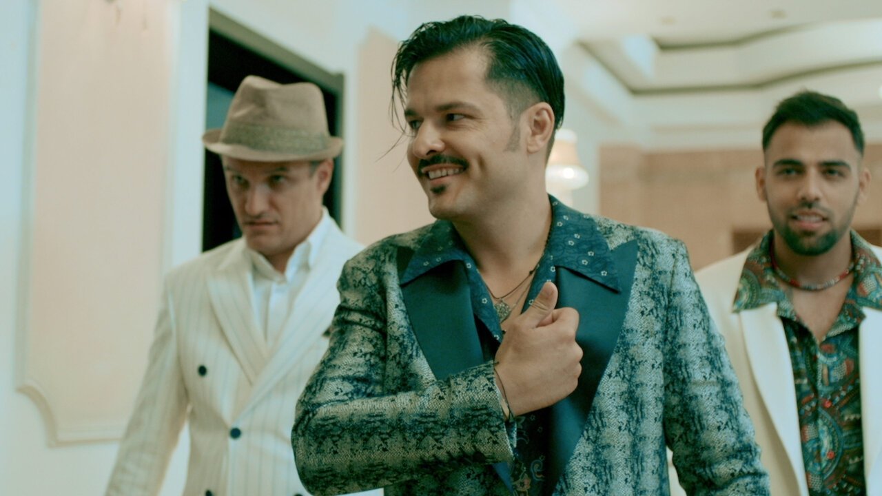 Snow, Tea and Love Background