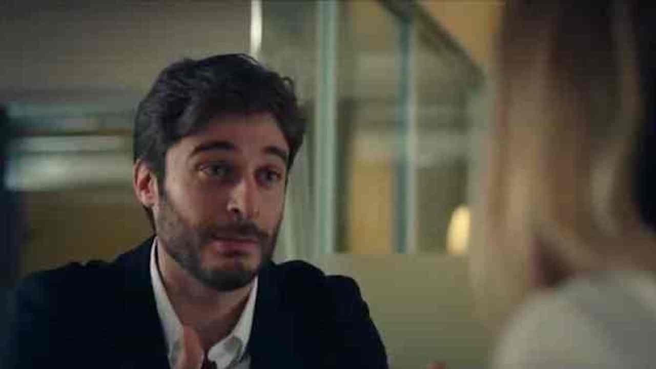 Io sì tu no Background