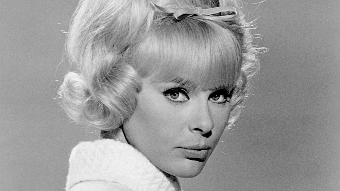 The Art of Love Background