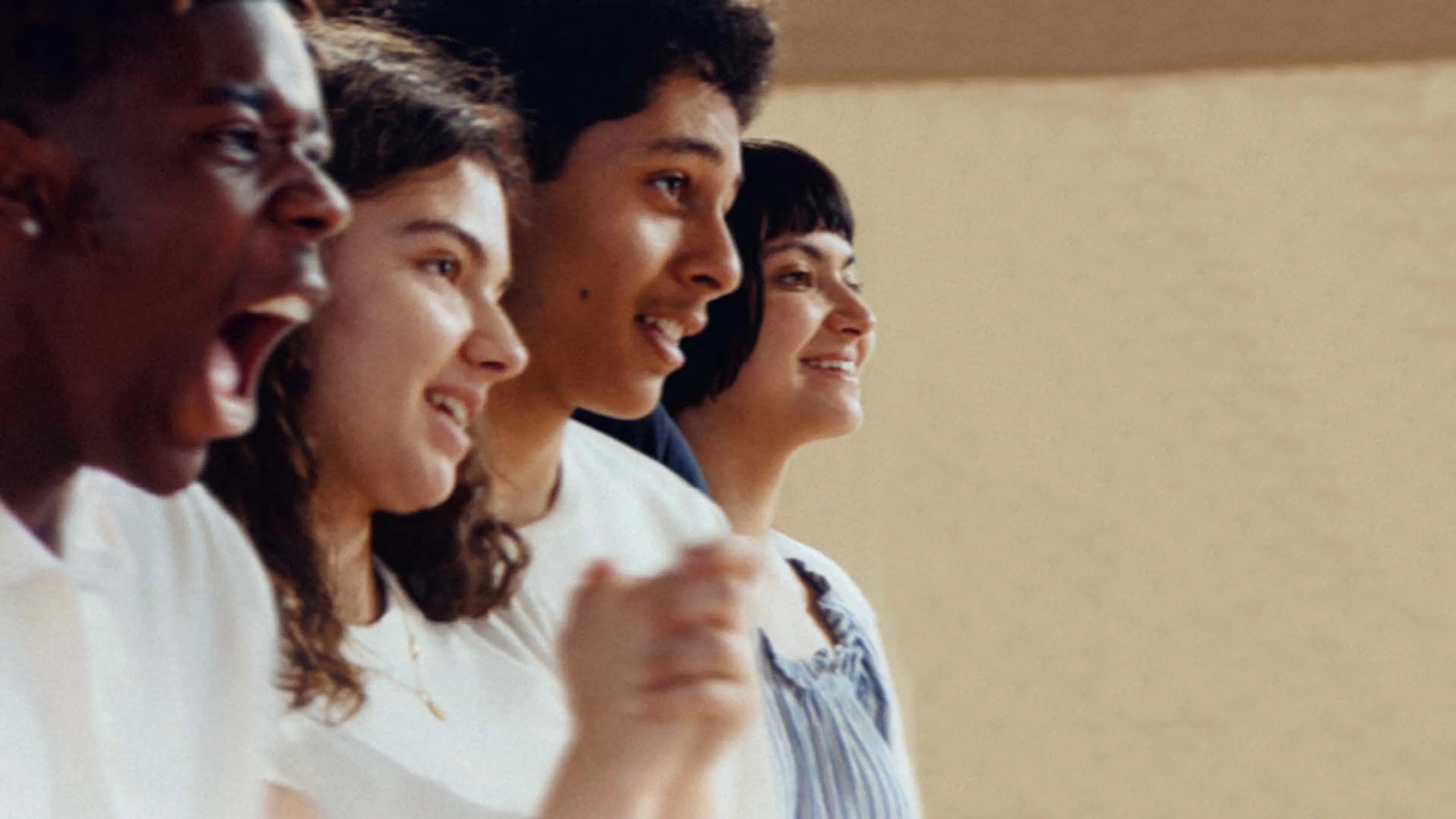 Ceux qui rougissent Background