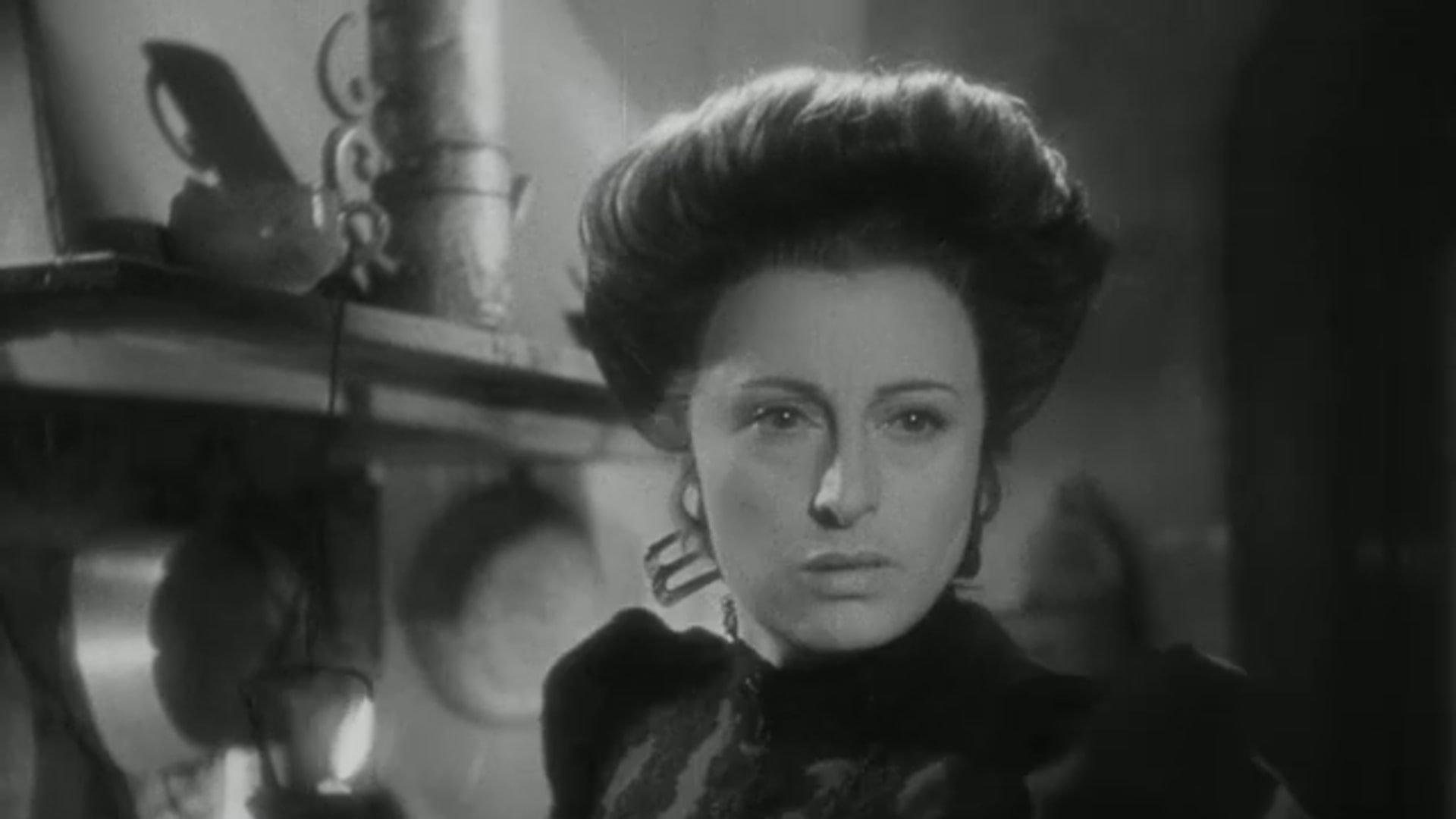 Assunta Spina Background