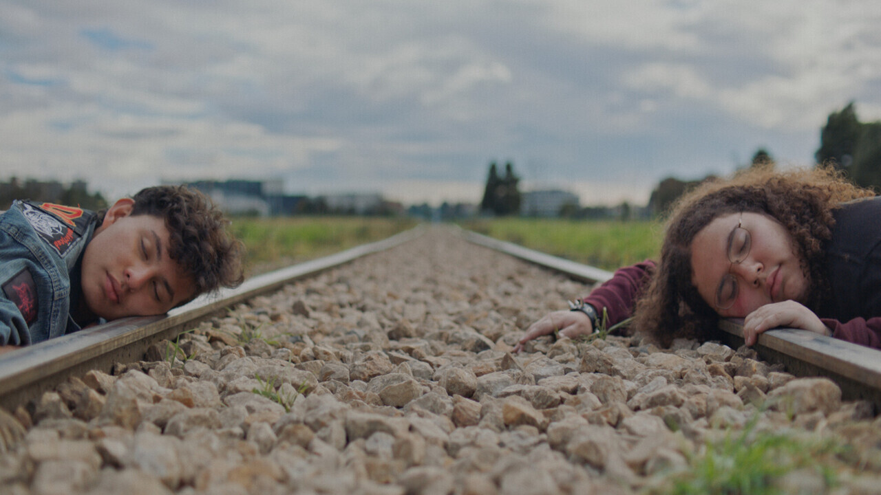 La noche de la bestia Background