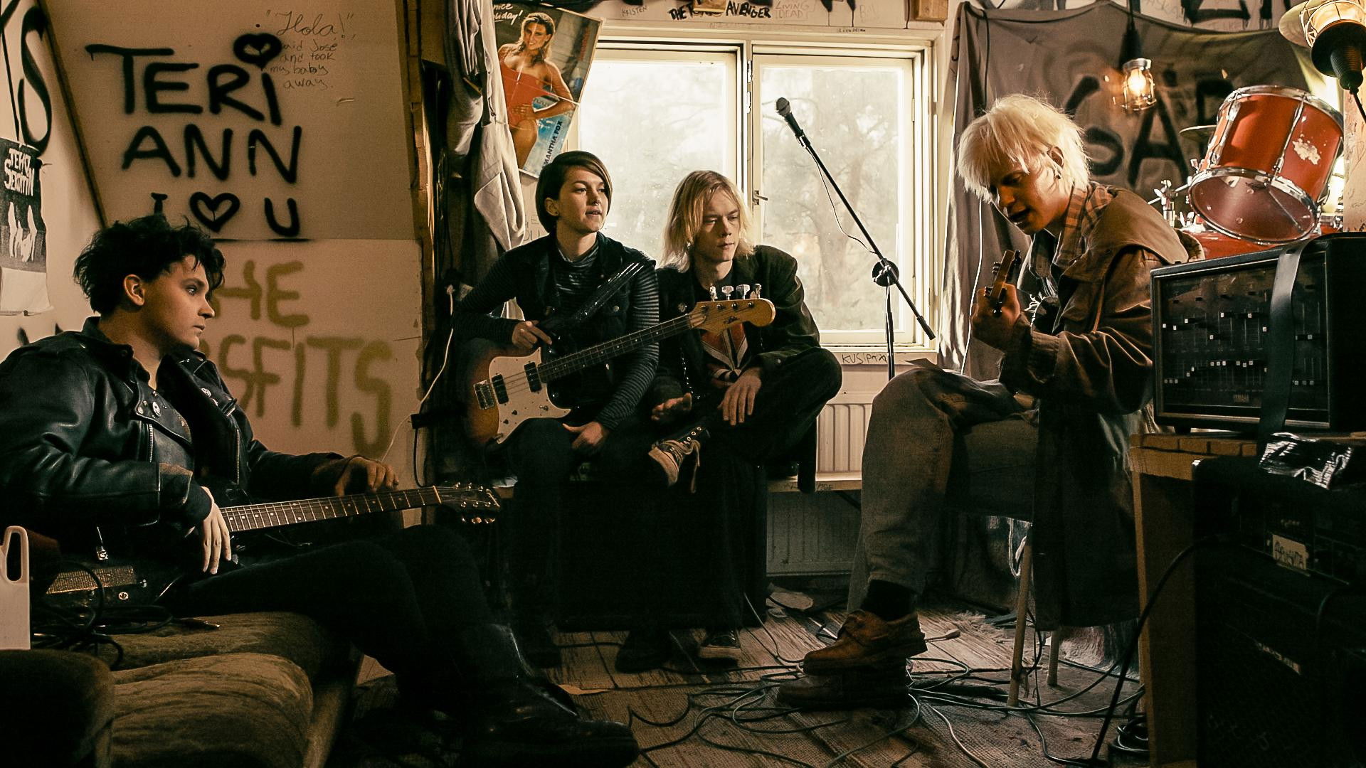 Born in Heinola Background