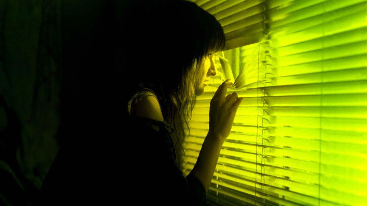 Black Kiss Background