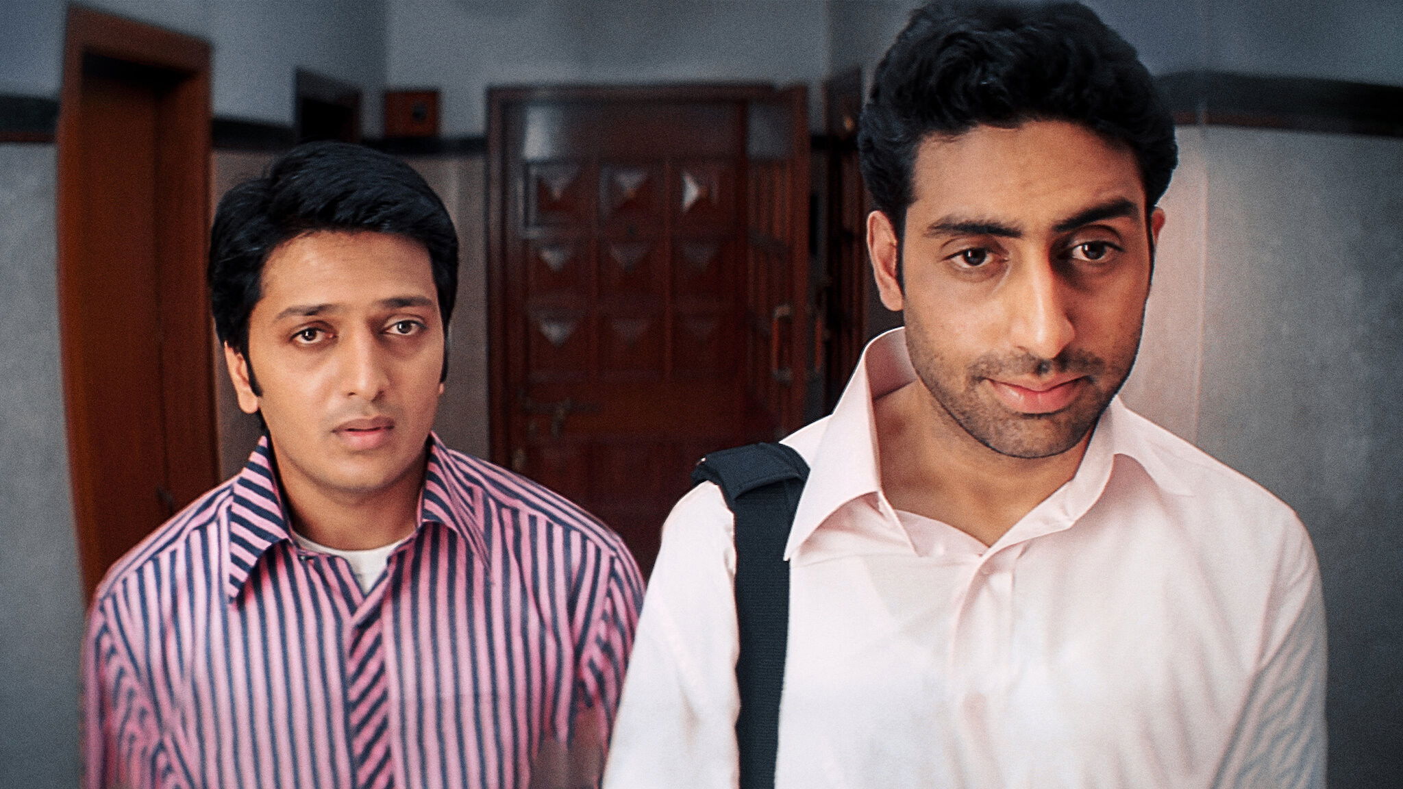 Bluffmaster! Background