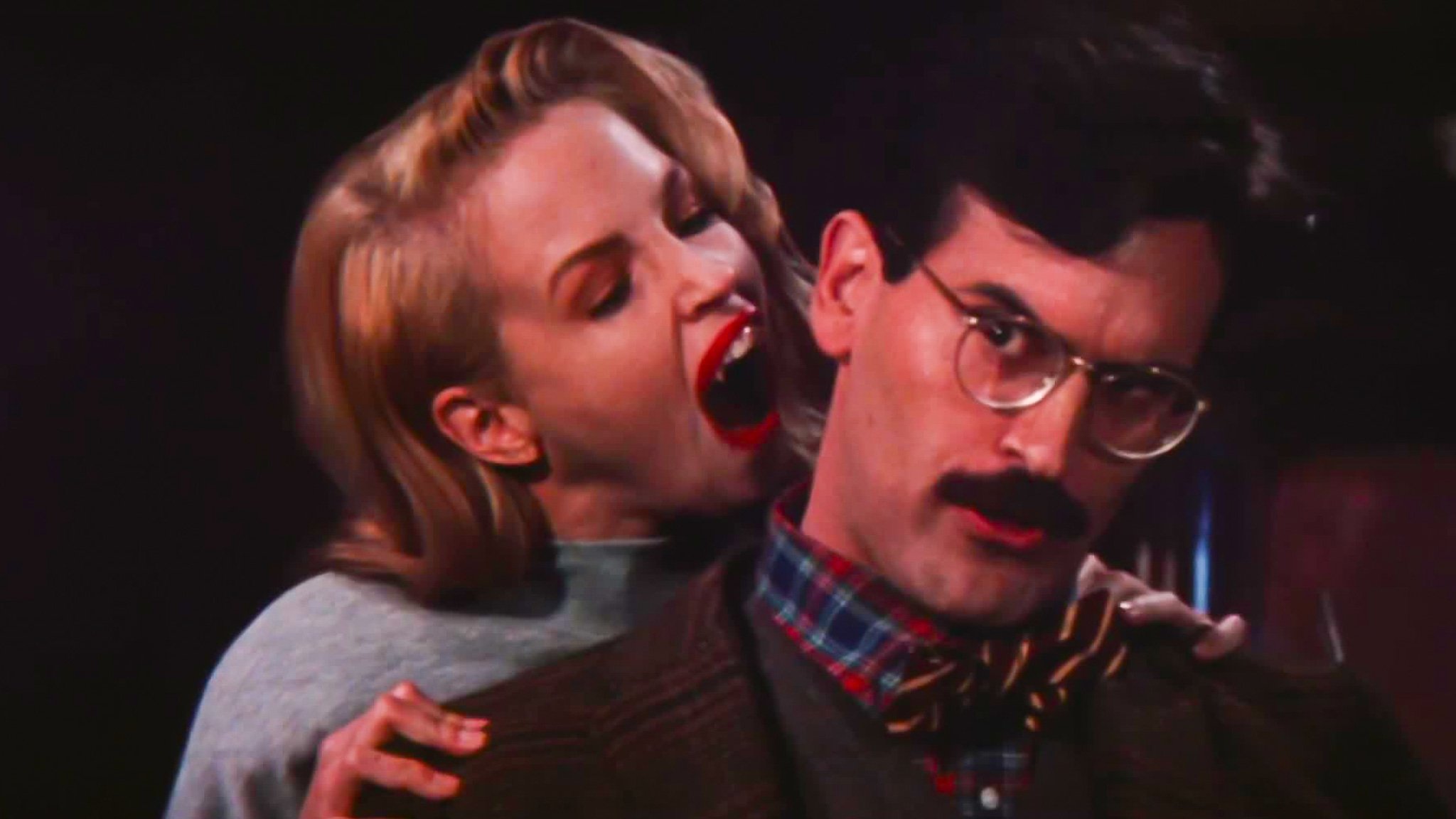 Sundown: The Vampire in Retreat Background