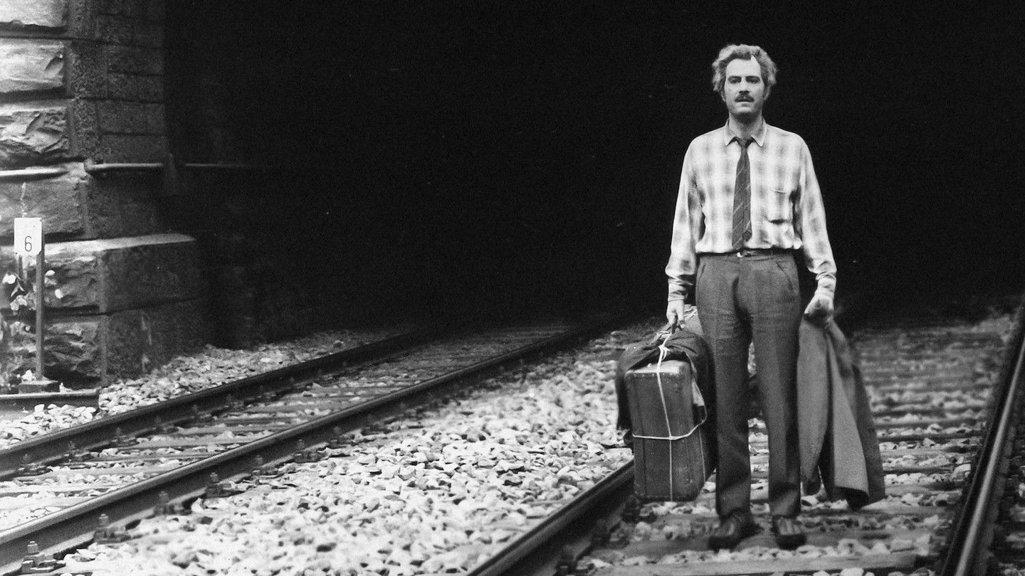 Uno, nessuno, cento Nino Background