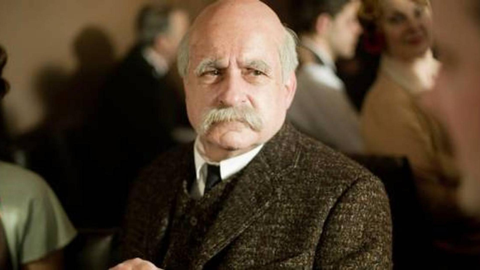 Clemenceau Background