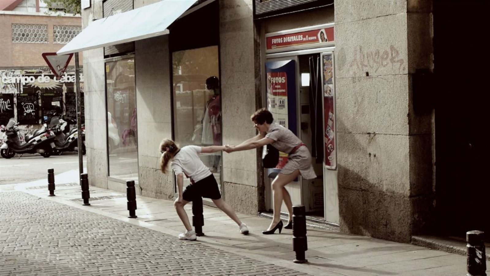 Diamond Flash Background