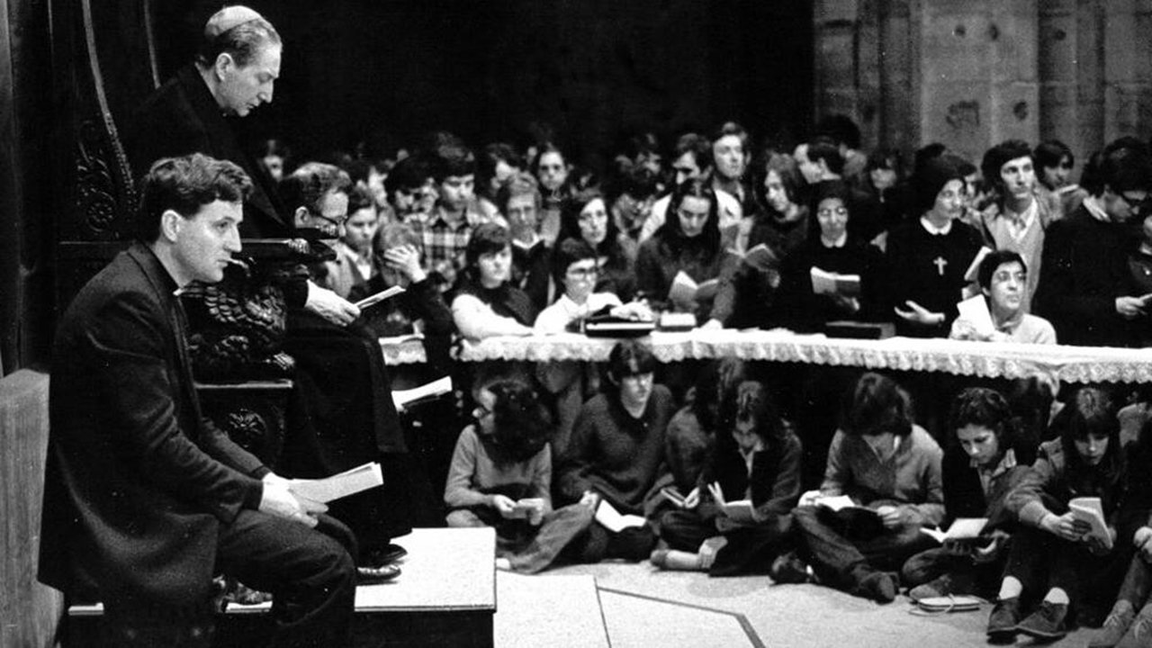 Vedete, sono uno di voi Background