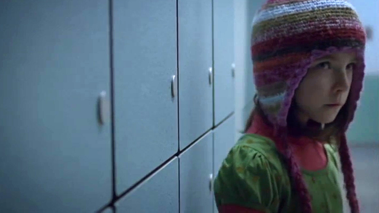 The Daisy Chain Background