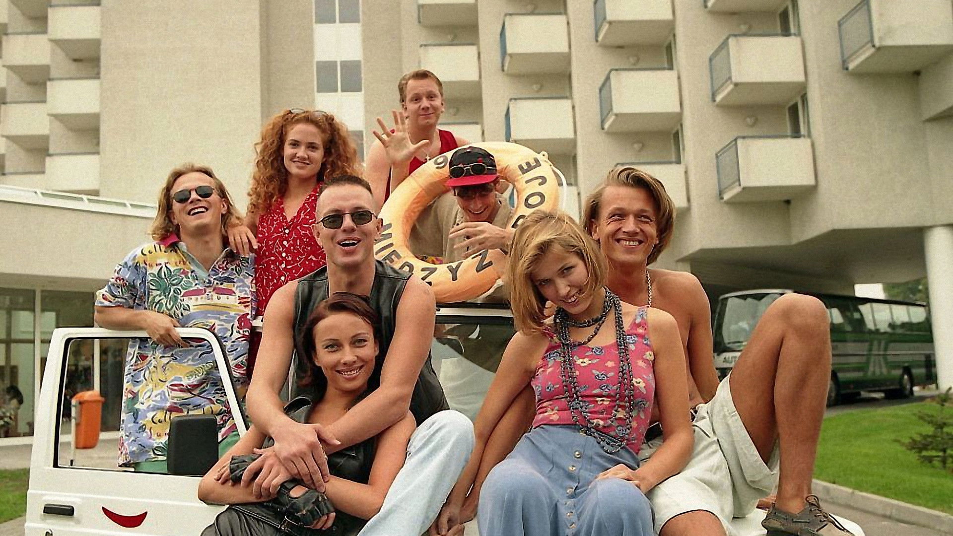 Smugglers Background