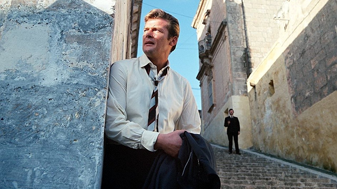 Vendetta for The Saint Background