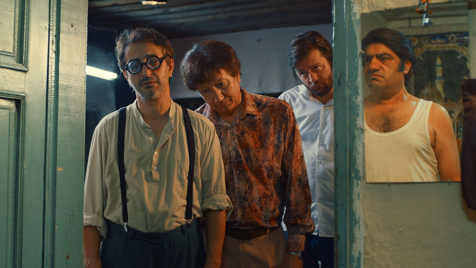 Bende Kal Background