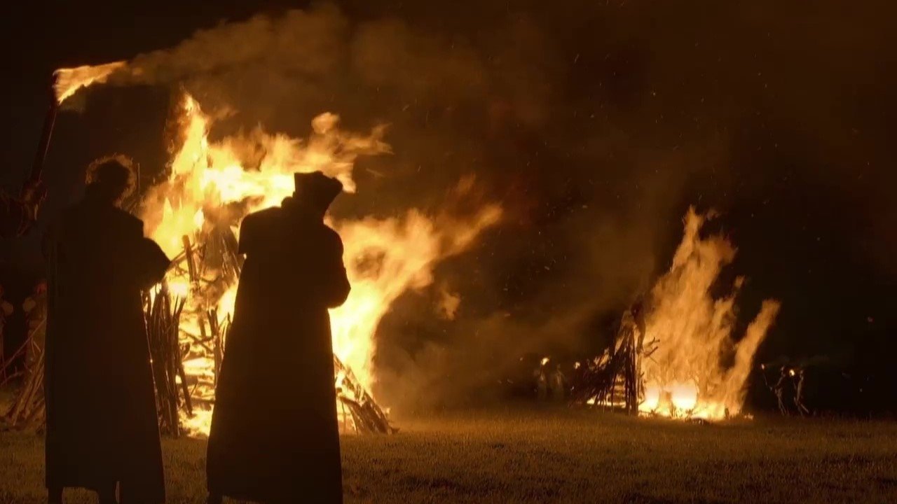 Sorcières : chronique d'un massacre Background