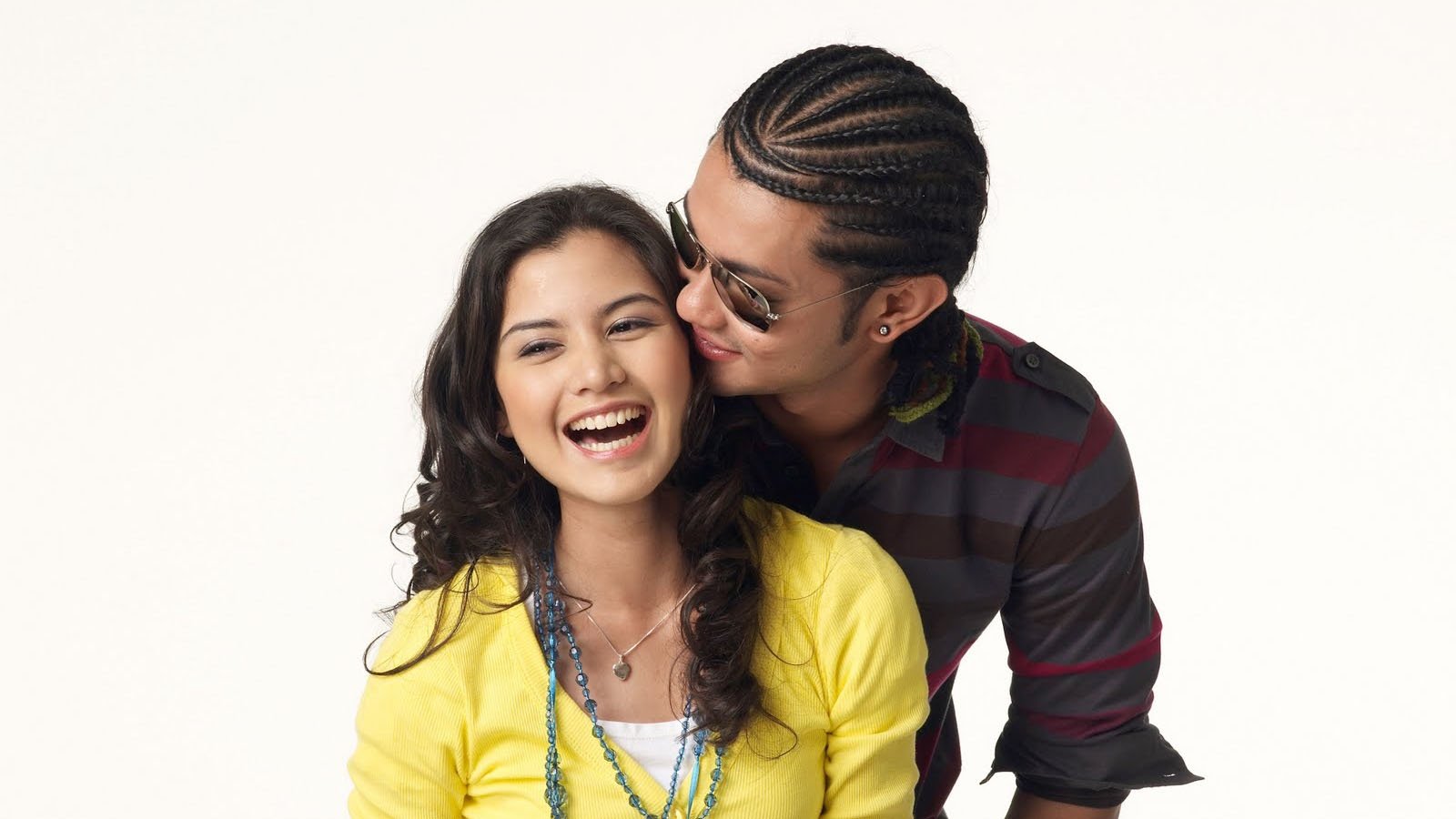 Lagenda Budak Setan Background