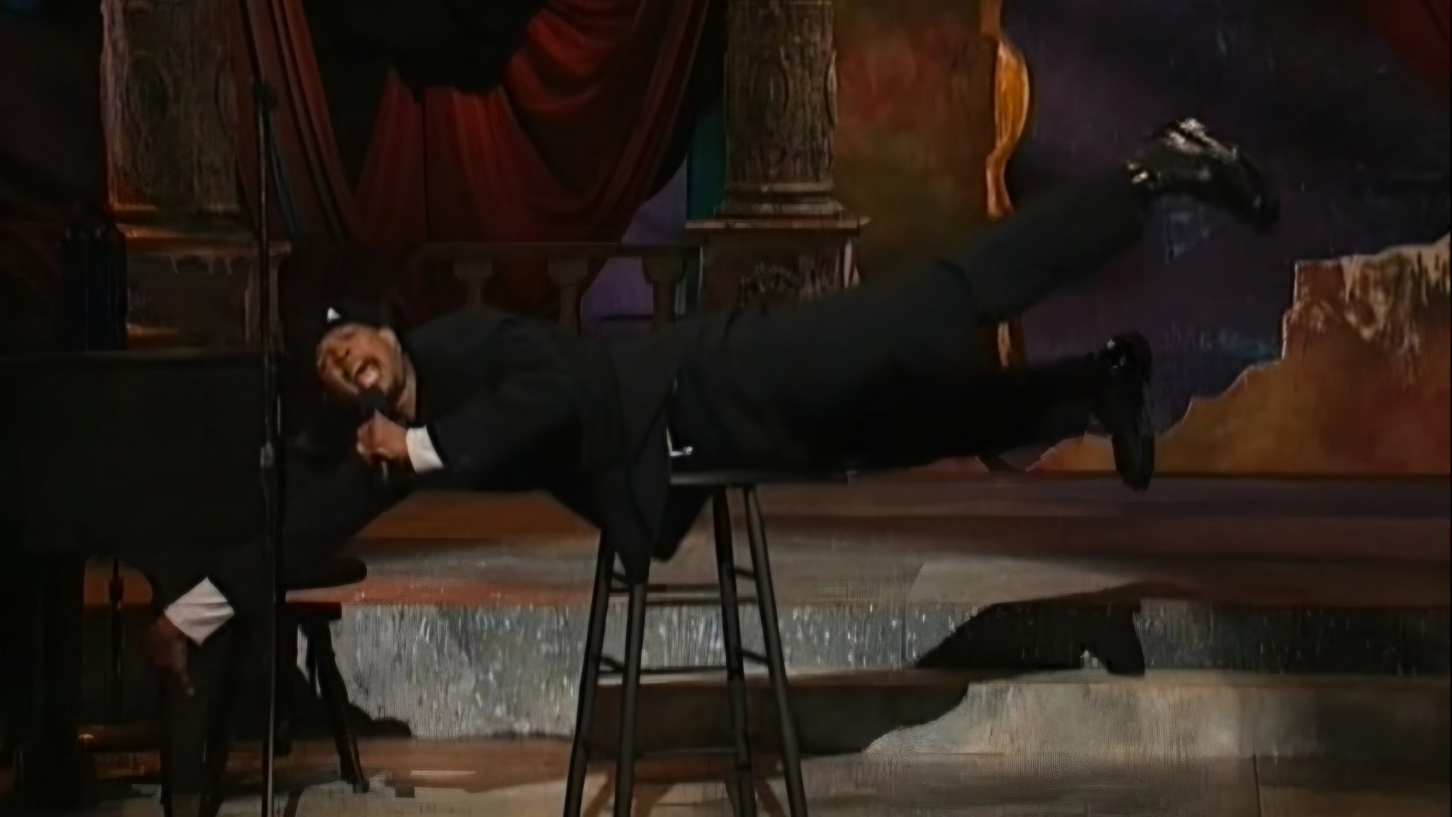 Damon Wayans: Still Standing Background